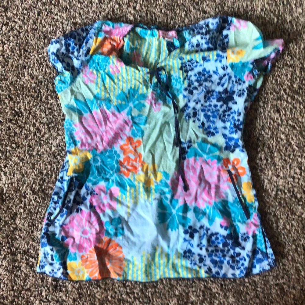 Medium koi scrub top